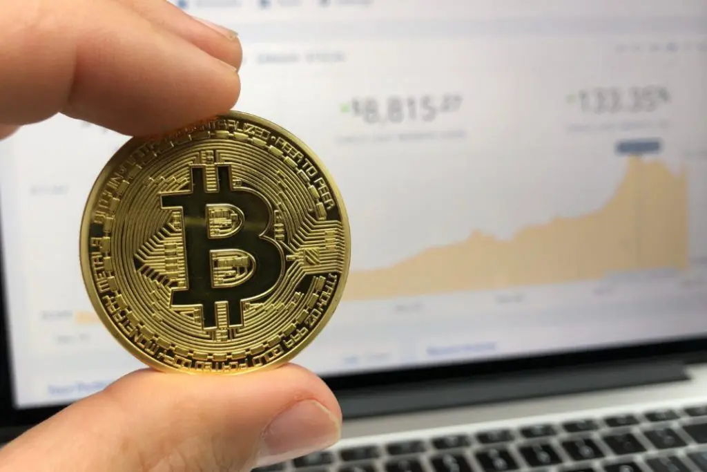 Is bitcoin a fiat currency?
